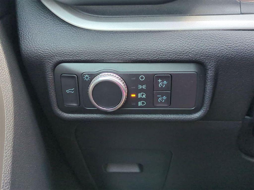used 2022 Ford Explorer car, priced at $29,646