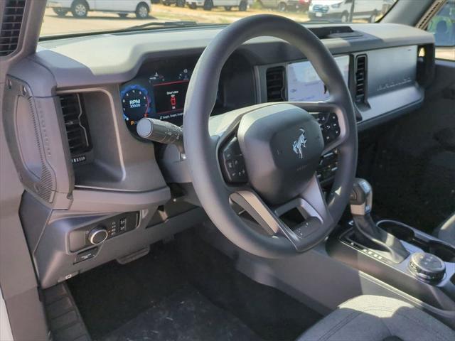 new 2025 Ford Bronco car, priced at $39,940