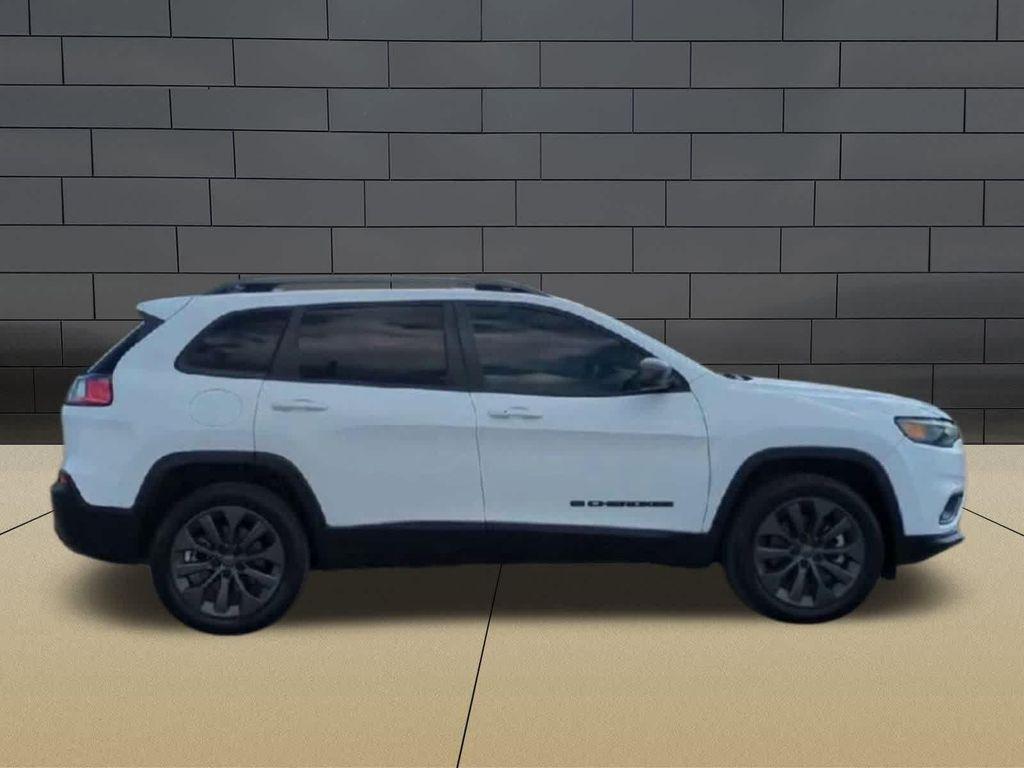 used 2021 Jeep Cherokee car, priced at $18,499