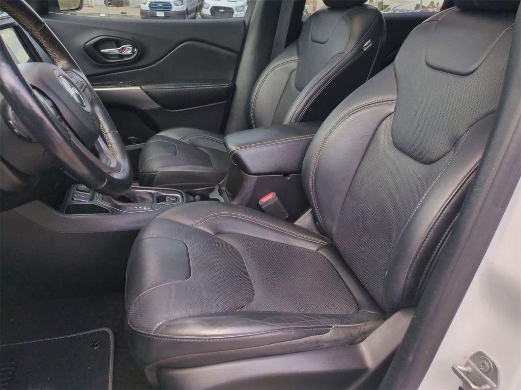 used 2021 Jeep Cherokee car, priced at $18,499