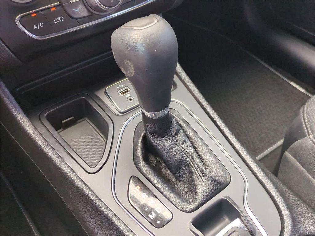used 2021 Jeep Cherokee car, priced at $18,499