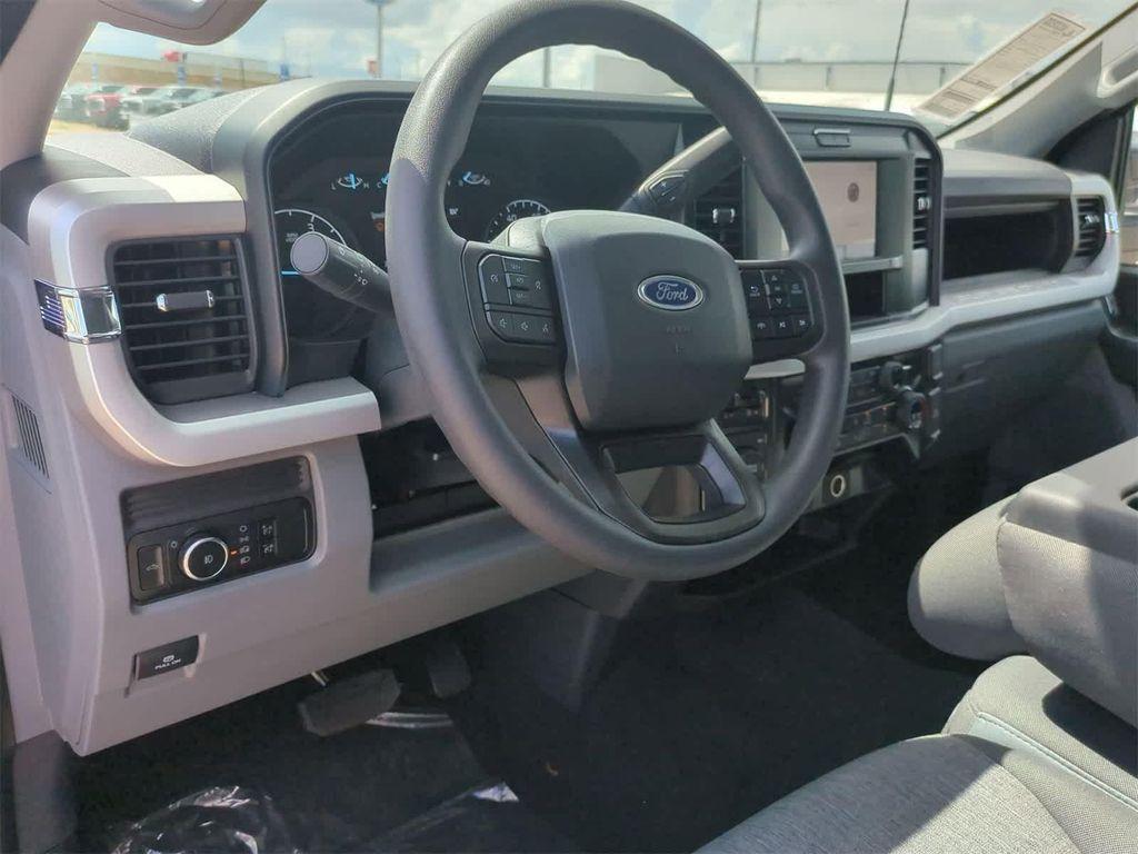 new 2025 Ford F-250 car, priced at $67,264