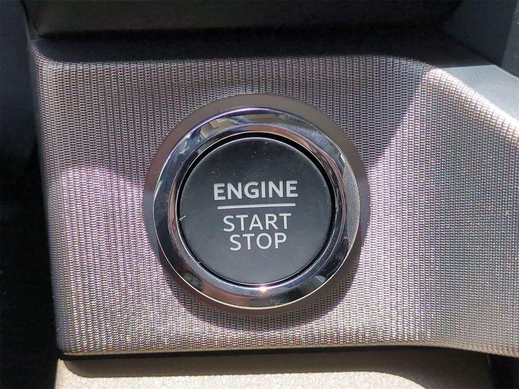 new 2025 Ford F-250 car, priced at $94,021