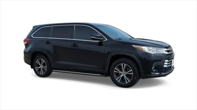 used 2019 Toyota Highlander car, priced at $22,990