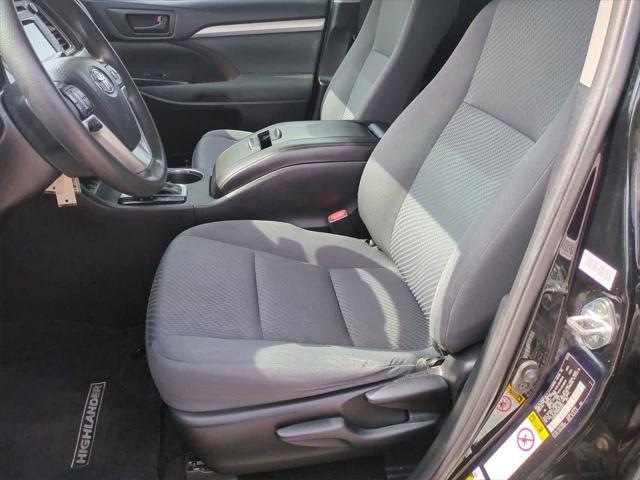 used 2019 Toyota Highlander car, priced at $22,990