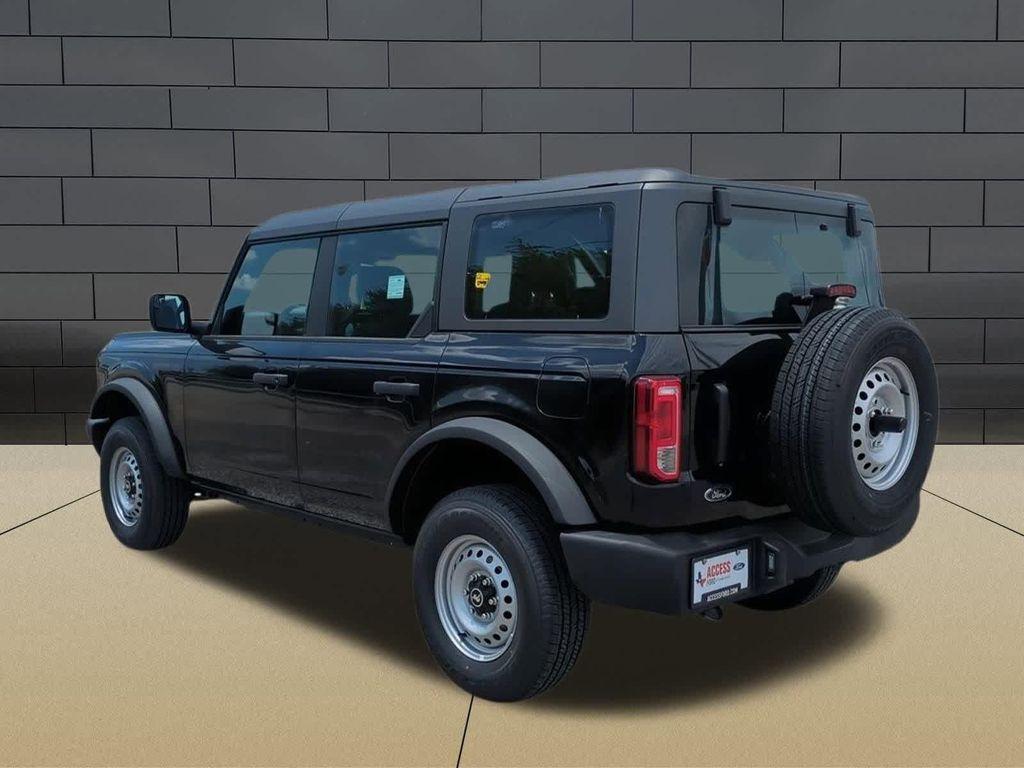 new 2025 Ford Bronco car, priced at $38,572