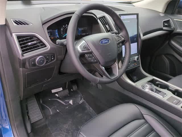 new 2024 Ford Edge car, priced at $40,104