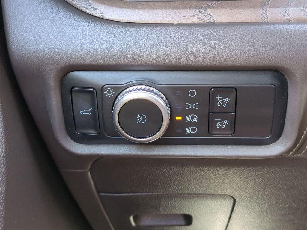 used 2021 Ford Explorer car, priced at $35,617