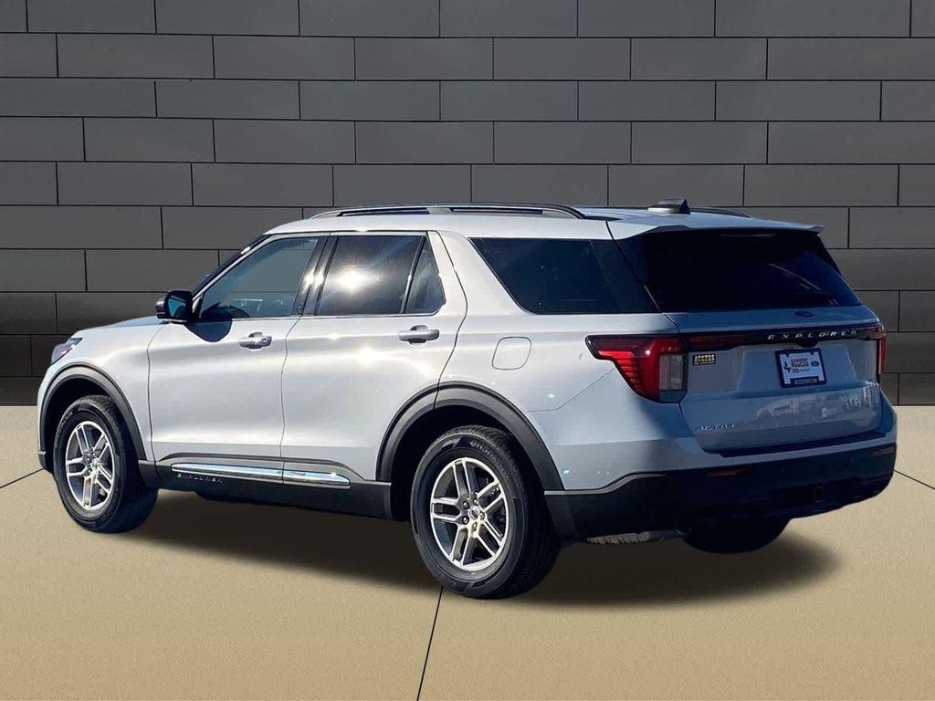 new 2025 Ford Explorer car, priced at $36,463
