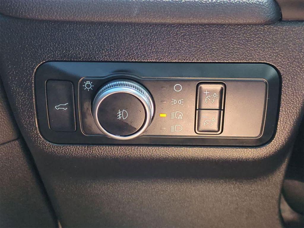 used 2022 Ford Escape car, priced at $23,361