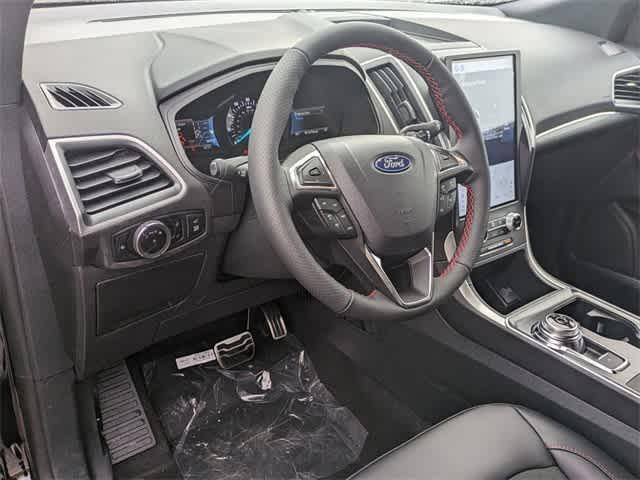 new 2024 Ford Edge car, priced at $39,735