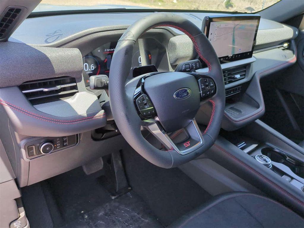 new 2025 Ford Explorer car, priced at $57,158
