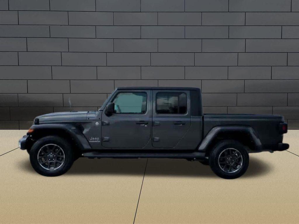 used 2022 Jeep Gladiator car, priced at $33,718