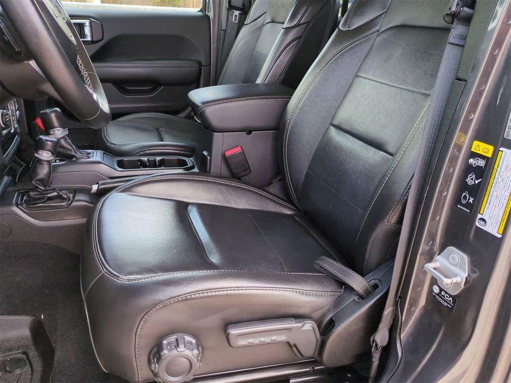 used 2022 Jeep Gladiator car, priced at $33,718