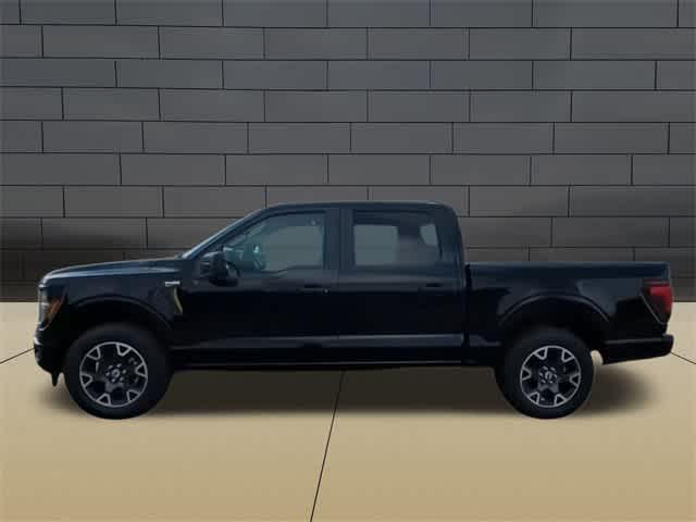 new 2024 Ford F-150 car, priced at $43,330