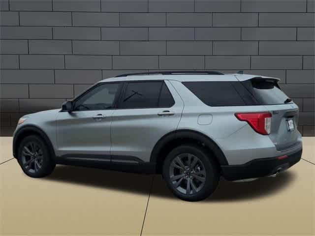 new 2024 Ford Explorer car, priced at $45,275