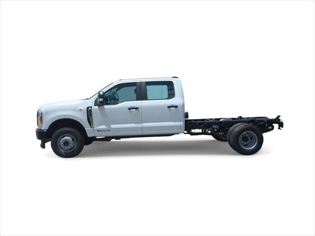 new 2025 Ford F-350 car, priced at $70,595
