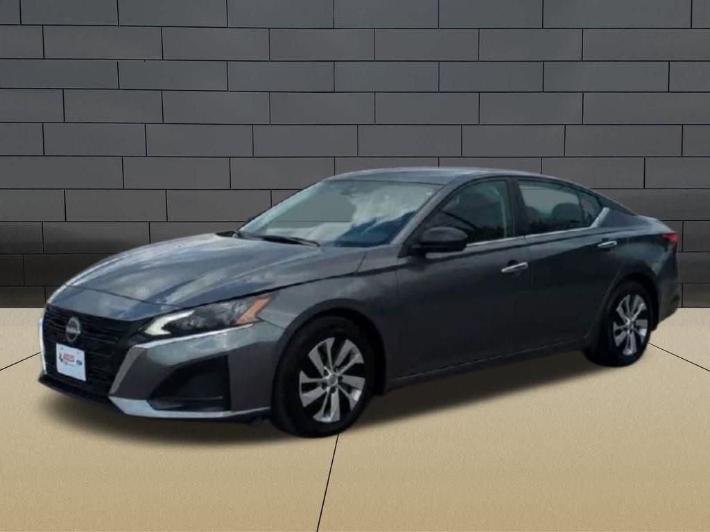 used 2024 Nissan Altima car