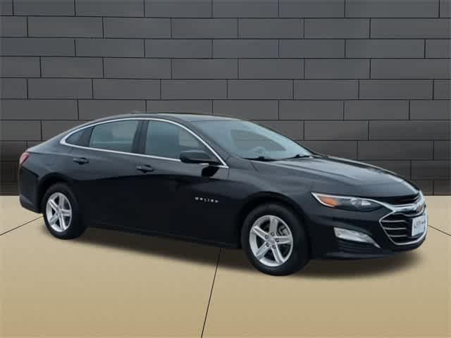 used 2022 Chevrolet Malibu car, priced at $18,999