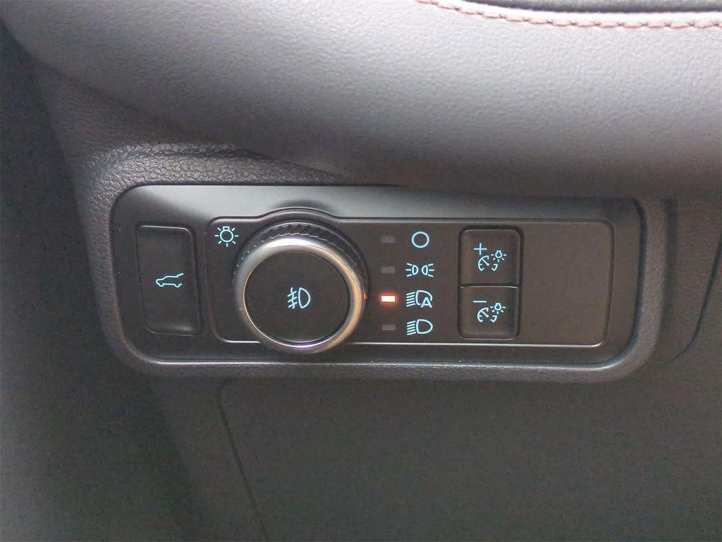 new 2025 Ford Explorer car, priced at $40,090