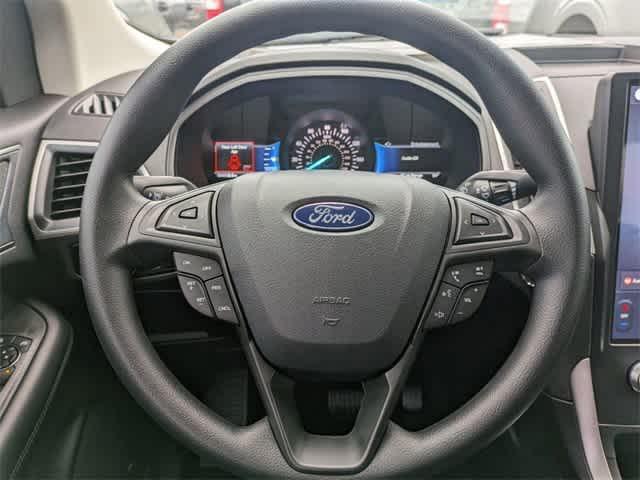 new 2024 Ford Edge car, priced at $35,037