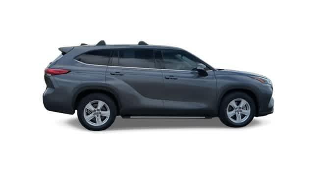 used 2022 Toyota Highlander car, priced at $30,607