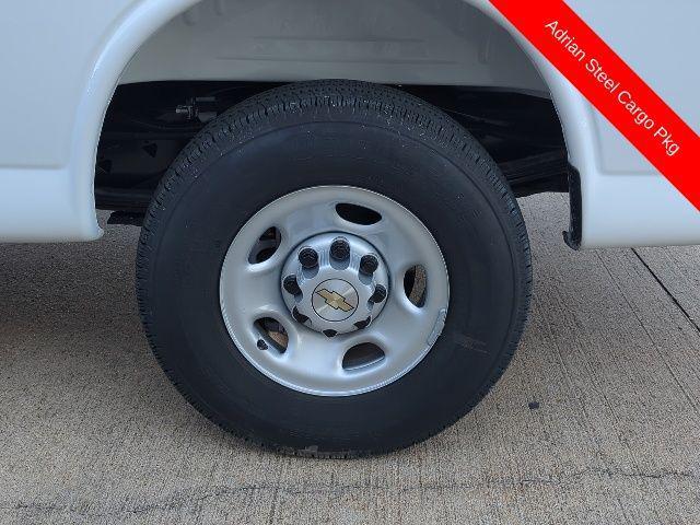 new 2025 Chevrolet Express 2500 car, priced at $50,908