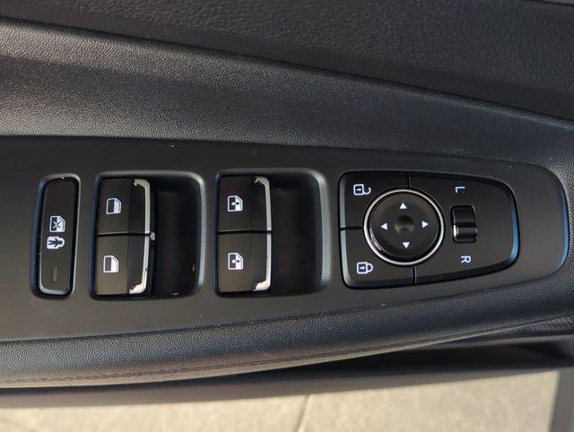 used 2021 Hyundai Santa Fe car, priced at $17,995