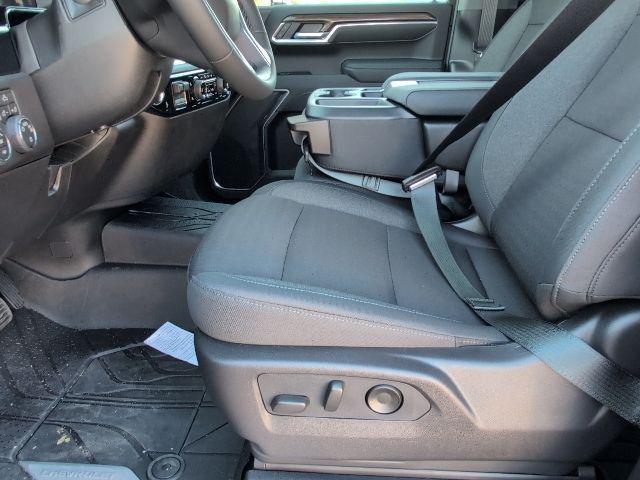 new 2026 Chevrolet Silverado 1500 car, priced at $44,285