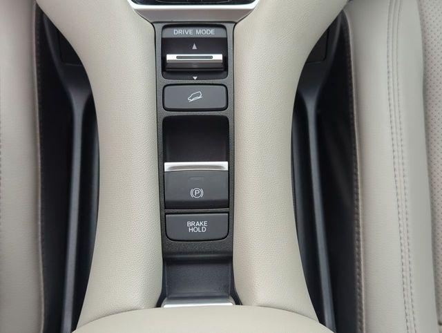 used 2023 Honda HR-V car, priced at $28,995