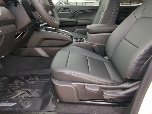 new 2026 Chevrolet Colorado car, priced at $29,105