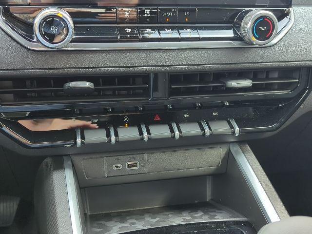 new 2026 Chevrolet Colorado car, priced at $29,105