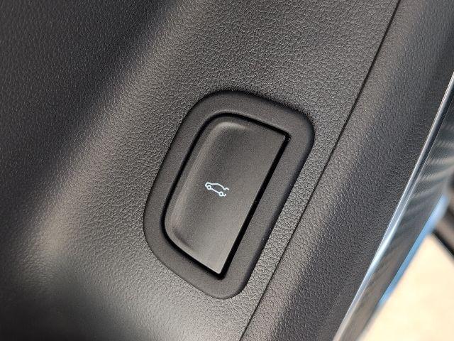 new 2026 Chevrolet Traverse car, priced at $58,810