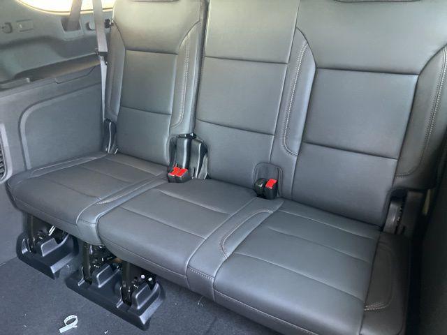 new 2025 Chevrolet Suburban car, priced at $89,250