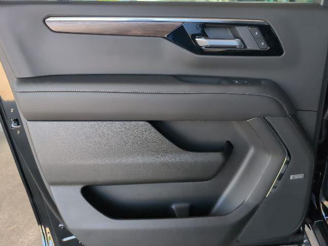 new 2026 Chevrolet Suburban car, priced at $90,685