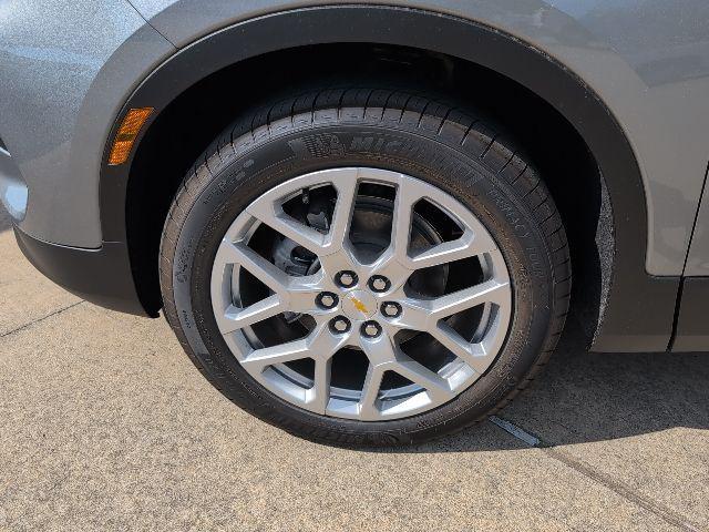 new 2025 Chevrolet Blazer car, priced at $40,845