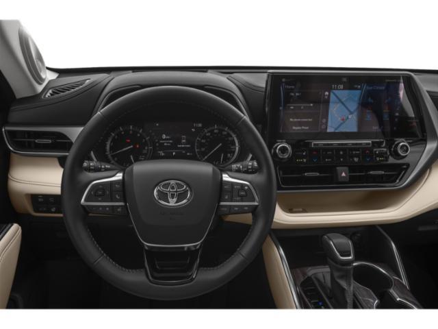 used 2020 Toyota Highlander car, priced at $33,995