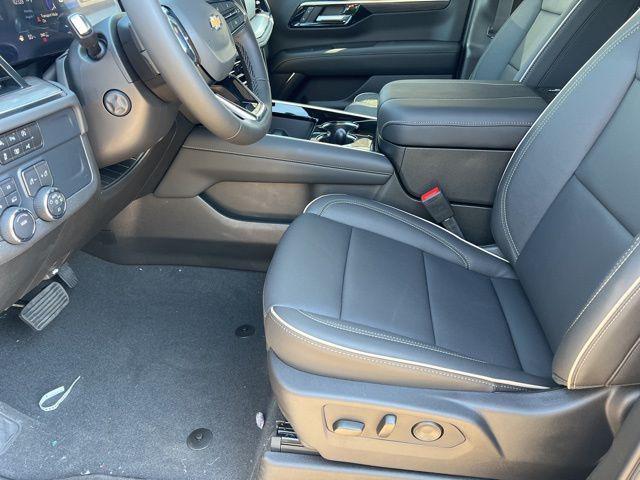 new 2025 Chevrolet Suburban car, priced at $75,645