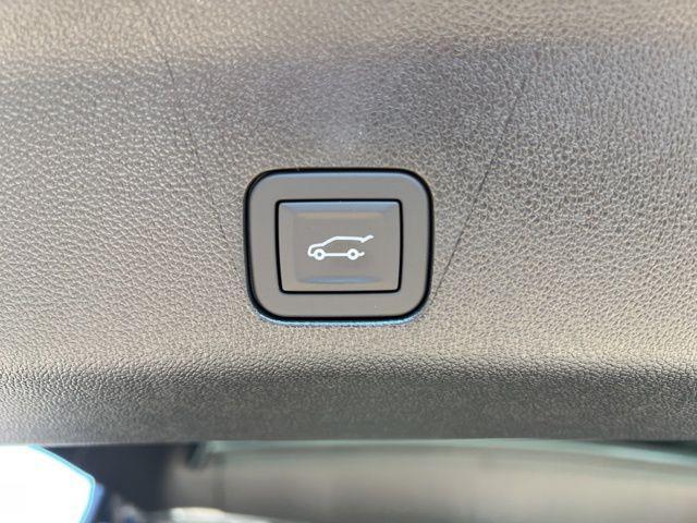 new 2025 Chevrolet Suburban car, priced at $75,645