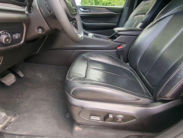 used 2023 Jeep Grand Cherokee L car, priced at $36,998