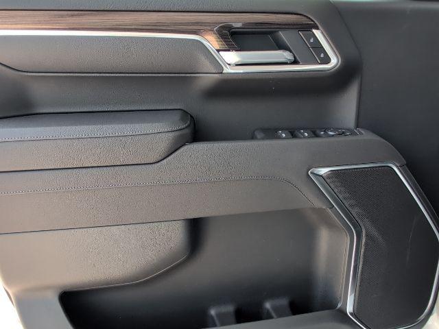 new 2025 Chevrolet Silverado 1500 car, priced at $46,100