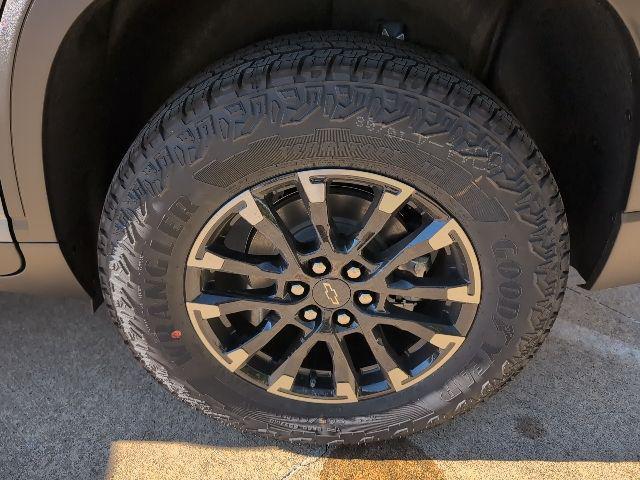 new 2026 Chevrolet Traverse car, priced at $1,739