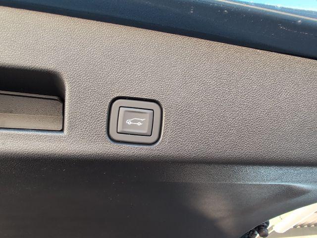 new 2026 Chevrolet Traverse car, priced at $1,739