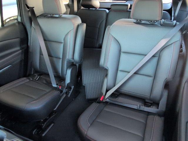 new 2026 Chevrolet Traverse car, priced at $1,739