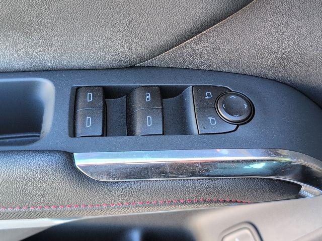 new 2026 Chevrolet Traverse car, priced at $1,739