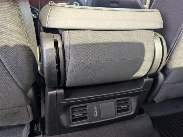 new 2025 Chevrolet Silverado 1500 car, priced at $33,350