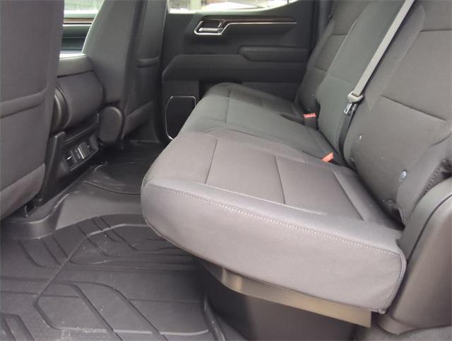 new 2025 Chevrolet Silverado 1500 car, priced at $46,740