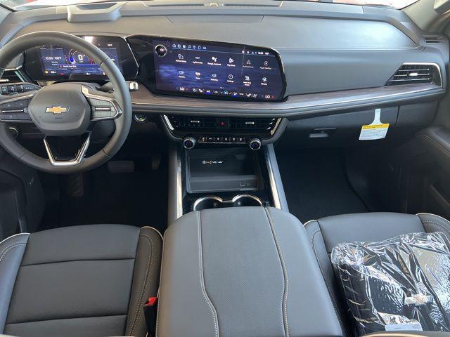 new 2025 Chevrolet Suburban car, priced at $71,615
