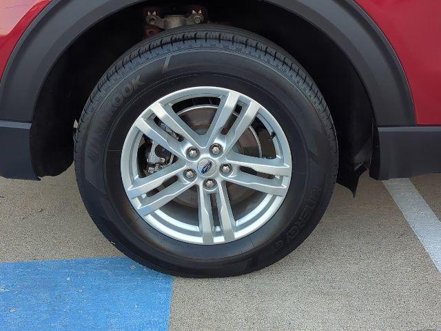 used 2022 Ford Explorer car, priced at $30,895
