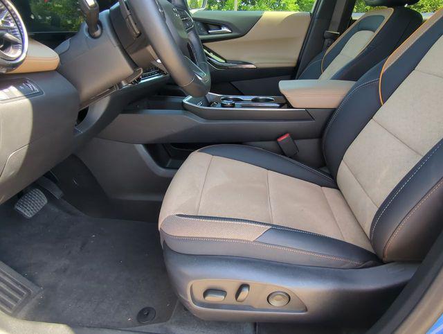 used 2025 Chevrolet Equinox car, priced at $34,095